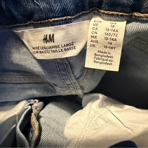 H&M Men's Light Blue Relaxed Jeans